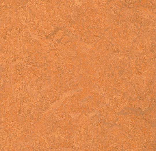 Купить  Линолеум Forbo Marmoleum Sport (83176, Да, Оранжевый, 2 м), фото - КонтрактПол - 35
