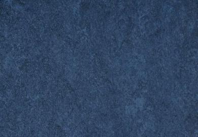 Купить Натуральный линолеум Armstrong Marmorette PUR 2.0 (125-149, Темно-синий, 2 м), фото - КонтрактПол - 111